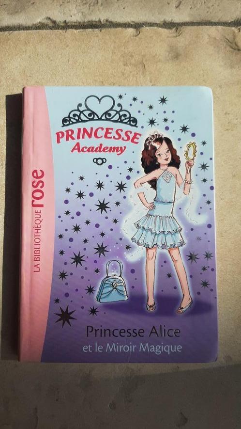 Princesse academy Alice et miroir magique bibliothèque rose, Livres, Livres pour enfants | Jeunesse | Moins de 10 ans, Neuf, Fiction général