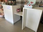 Comptoir caisse magasin + armoires 2 portes, Zakelijke goederen, Kantoor en Winkelinrichting | Kassa's en Betaalsystemen, Ophalen
