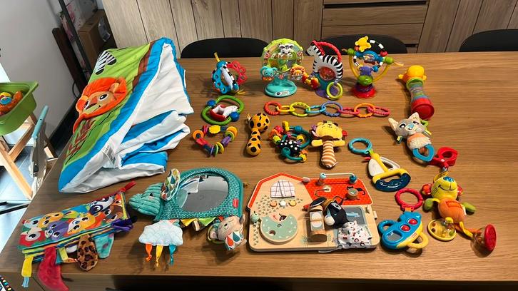 Speelgoed van 3 tot 9 maanden (en verder), Kinderen en Baby's, Speelgoed | Babyspeelgoed, Zo goed als nieuw, Met licht, Met geluid