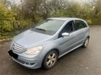 MERCEDES B150 BENZINE 135000 km ZO NEMEN, Auto's, Elektrische ramen, Zwart, 4 cilinders, Particulier