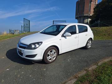 Opel Astra 5P 17 CDTI 2012 beschikbaar voor biedingen