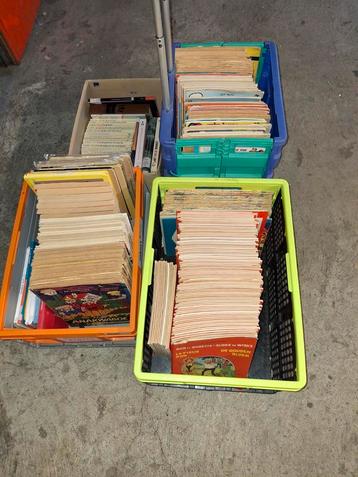 Strips en boeken  beschikbaar voor biedingen