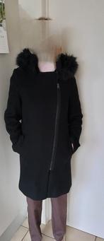 wollen mantel met kap met imitatie pels merk Esprit maat 38, Kleding | Dames, Ophalen of Verzenden, Gedragen