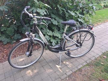 Damesfiets beschikbaar voor biedingen