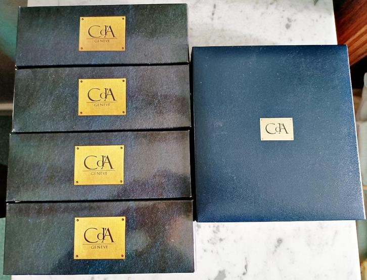 Boîte + écrin vide CARAN D'ACHE vintage, Diversen, Schrijfwaren, Nieuw, Ophalen of Verzenden