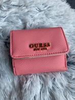 Guess pink portefeuille, Handtassen en Accessoires, Portemonnees, Ophalen, Guess, Zo goed als nieuw, Leder