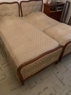 Twee éénpersoonsbedden, Huis en Inrichting, Ophalen, Gebruikt, Bruin, 200 cm