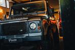 Land Rover Defender 90 // 2,4 // UITZONDERLIJKE STAAT, Auto's, 90 kW, Zwart, Leder en Stof, Vierwielaandrijving
