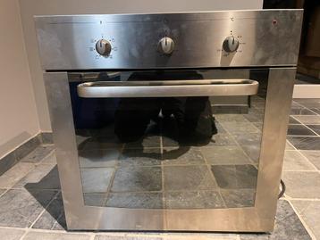 Whirlpool oven beschikbaar voor biedingen