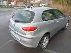 Alfa 147 essence 74540 km, Auto's, Alfa Romeo, Voorwielaandrijving, 4 zetels, Stof, Beige