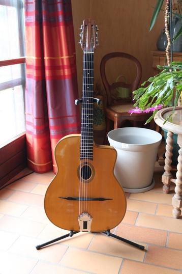 Guitare manouche 