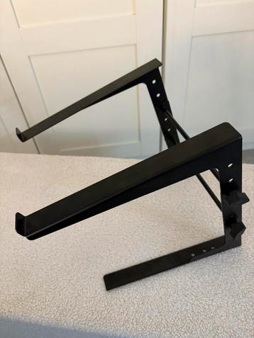 Computer stand verstelbaar beschikbaar voor biedingen