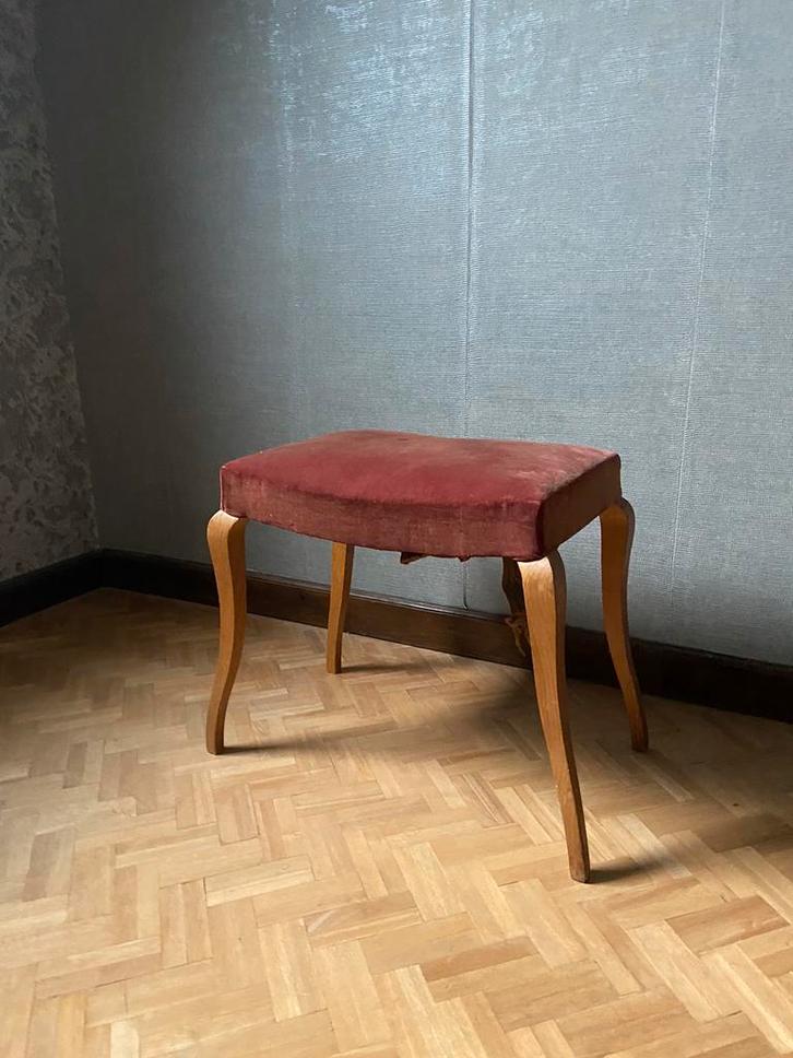 Elegante vintage voetenbank, Louis XV-stijl, Huis en Inrichting, Zetels | Voetbanken en poefs, Zo goed als nieuw, Hout, Ophalen