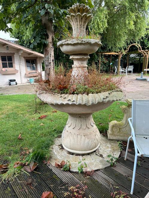 Fontaine en pierre rustique, Jardin & Terrasse, Pièces d'eau & Fontaines, Fontaine, Enlèvement