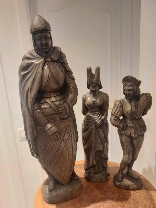 Collectie van Drie Houten Figuren – Middeleeuwse Personages, Antiek en Kunst, Kunst | Beelden en Houtsnijwerken, Ophalen of Verzenden