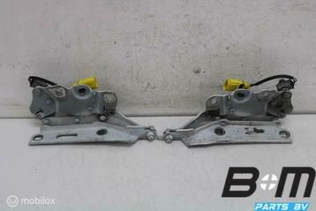 Set motorkapscharnieren Audi A3 8V 8B0823302F disponible aux enchères