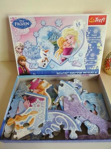 Frozen Glow in the Dark: puzzel en wanddecoratie) beschikbaar voor biedingen