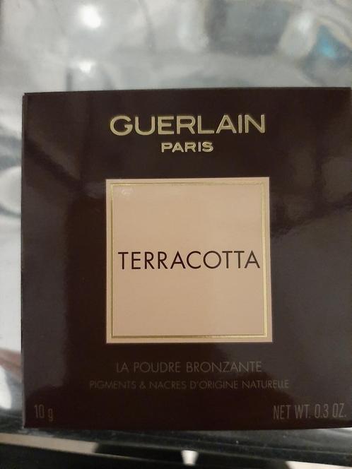 Guerlain  - TERRACOTTA Bronzing powder, Bijoux, Sacs & Beauté, Beauté | Cosmétiques & Maquillage, Neuf, Maquillage, Tout le visage