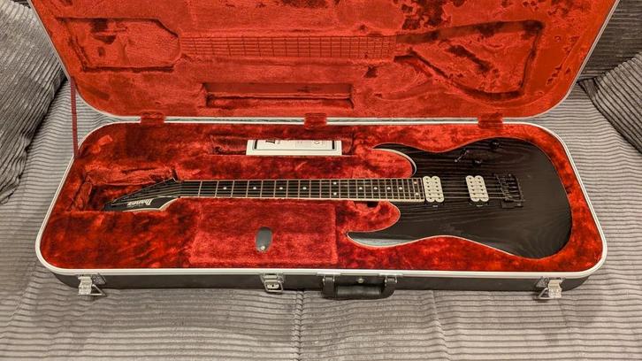 Ibanez Prestige RG652AHBF-WK Weathered Black, Muziek en Instrumenten, Snaarinstrumenten | Gitaren | Elektrisch, Gebruikt, Ibanez