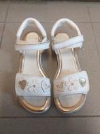 Witte sandalen Clarks met velcro sluitingen maat 35, Fille, Utilisé, Enlèvement ou Envoi, Chaussures