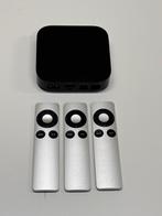 Apple TV eerste generatie met 3 remotes, Ophalen of Verzenden, Gebruikt, USB 2, Zonder harde schijf