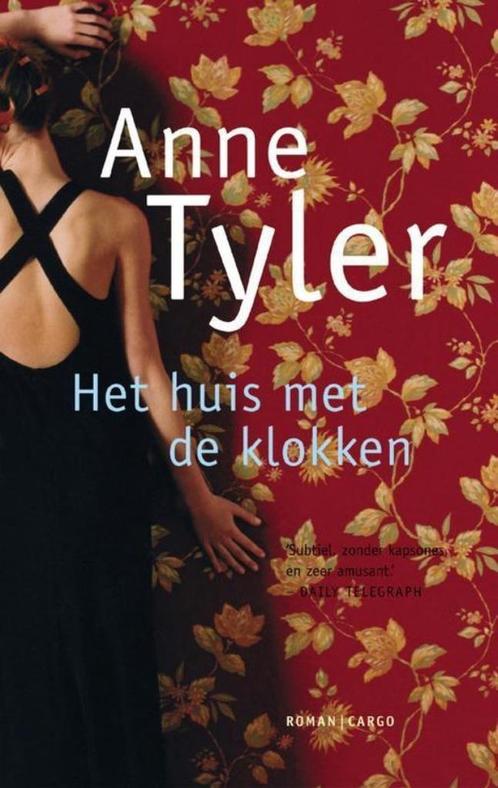 Te Koop boek HET HUIS MET DE KLOKKEN Anne Tyler, Boeken, Romans, Gelezen, Amerika, Ophalen of Verzenden