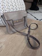 Delvaux Frimaire schoudertas in lichtbruin met spiegeltje, Handtassen en Accessoires, Tassen | Damestassen, Ophalen of Verzenden