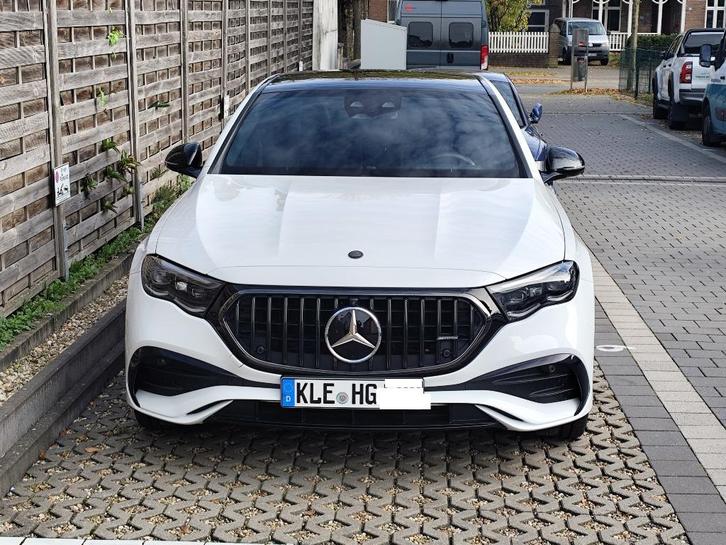 Mercedes E Klasse 220d AMG Line panorama 21,inch velgen, Auto's, Mercedes-Benz, Particulier, E-Klasse, 360° camera, Aangepast voor mindervaliden