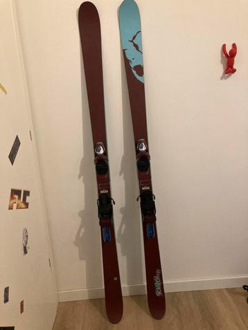 Rossignol Scratch – Freestyle Ski’s (175 cm) met bindingen beschikbaar voor biedingen