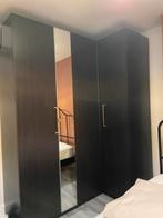 Zwarte kleding kast - hoekkast, Ophalen, Zo goed als nieuw