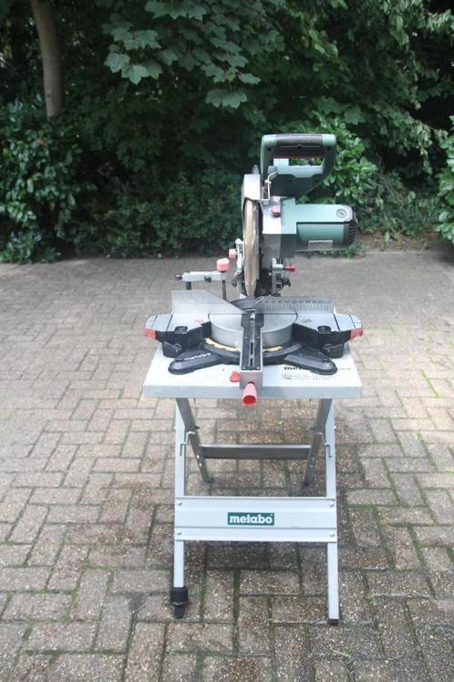 Afkortzaag op tafel Metabo, Doe-het-zelf en Bouw, Gereedschap | Zaagmachines, Gebruikt, Afkortzaag, 600 tot 1200 watt, 70 mm of meer