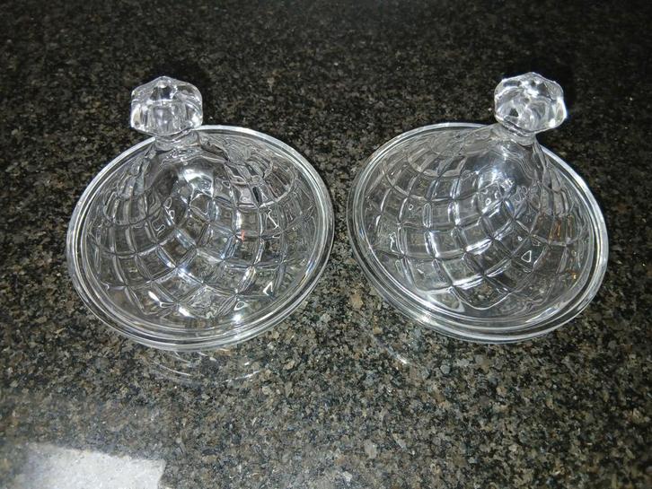 Te koop: Set van 2 glazen tajine potjes!, Antiek en Kunst, Antiek | Glaswerk en Kristal, Ophalen of Verzenden