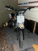 pitbike 107cc start direct en rijd goed, Fietsen en Brommers, Ophalen