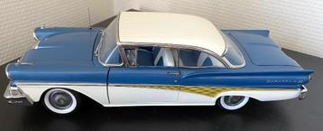 Collection 1:18 Ford Fairlane 1958 Edition Limitée, Enlèvement ou Envoi, Neuf, Voiture, Sun Star