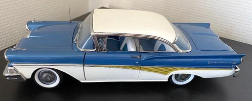 Collectie 1:18 Ford Fairlane 1958 gelimiteerde editie, Hobby en Vrije tijd, Modelauto's | 1:18, Nieuw, Auto, Sun Star, Ophalen of Verzenden