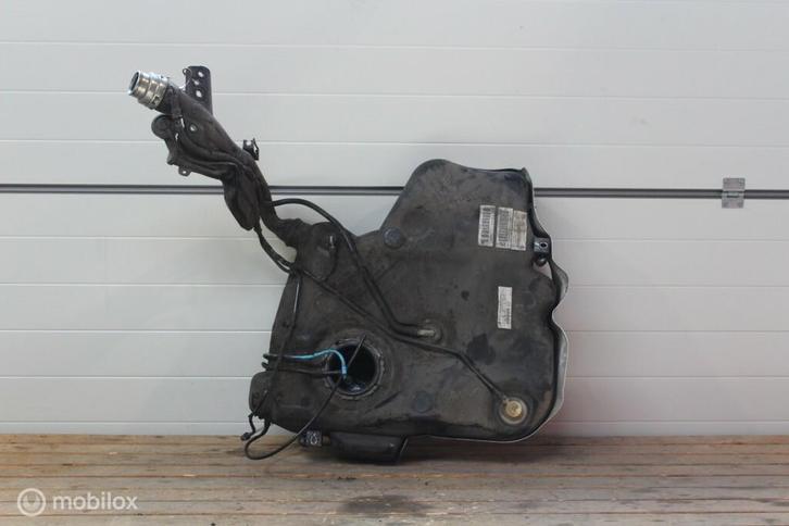 Benzinetank 1Q0201021DF​ ​​VW Scirocco III ('08-'12), Auto-onderdelen, Brandstofsystemen, Volkswagen, Gebruikt, Ophalen