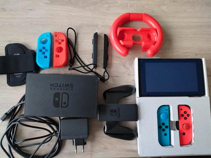 Nintendo switch, Consoles de jeu & Jeux vidéo, Consoles de jeu | Nintendo Switch, Comme neuf, Avec jeux, Enlèvement