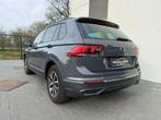 Volkswagen Tiguan 1.5TSI 150PK LIFE DSG (bj 2023, automaat), Auto's, Automaat, 4 cilinders, Leder en Stof, Bedrijf