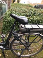 Elektrische fiets met oplader, Ophalen, Zo goed als nieuw