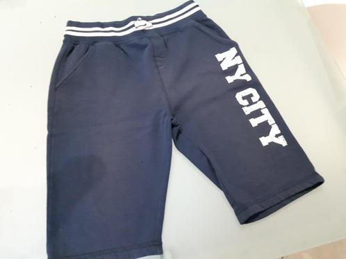 NY-korte broek 152 cm, Kinderen en Baby's, Kinderkleding | Maat 152, Zo goed als nieuw, Jongen, Overige typen, Ophalen of Verzenden