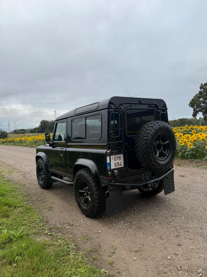 Defender 90 TD5, Auto's, Land Rover, Particulier, 4x4, Airbags, Alarm, Bluetooth, Centrale vergrendeling, LED verlichting, Lichtmetalen velgen
