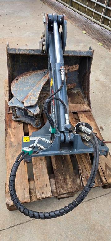 Kraanarm voor avant machine beschikbaar voor biedingen