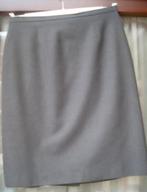 Klassieke grijze rok maat 48, Ophalen of Verzenden, Gedragen, Maat 46/48 (XL) of groter, Grijs