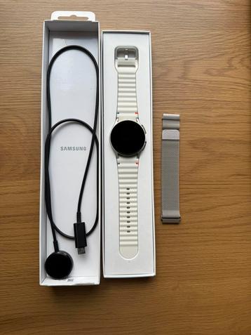 Samsung galaxy watch 7 40mm beschikbaar voor biedingen