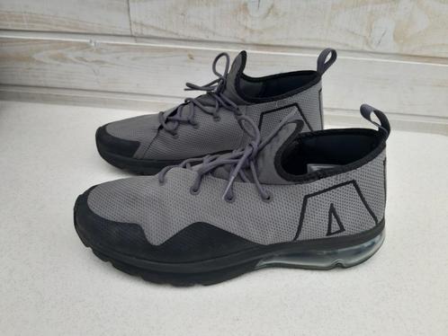 Baskets NIKE AIR Pointure 44.5 Comme neuves. Portées 1 fois, Vêtements | Hommes, Chaussures, Comme neuf, Baskets, Noir, Envoi