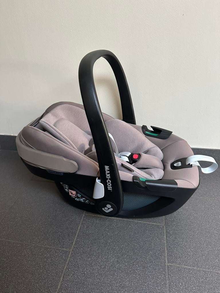 Maxi-Cosi Pebble 360, Ophalen, Zo goed als nieuw, Maxi-Cosi