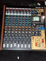 Tascam Model 12/ 10-kanaal mixer + podcast functions., Ophalen of Verzenden, Zo goed als nieuw, 5 tot 10 kanalen, Microfooningang