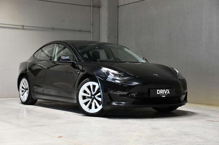 Tesla Model 3 Long-Range - Autopilot - Trekhaak - Pano, Autos, Tesla, Entreprise, Achat, Model 3, Caméra 360°, 4x4, ABS, Caméra de recul