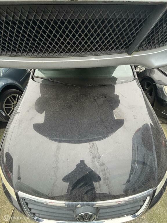 Motorkap zwart Volkswagen Passat B6 ('05-'10), Autos : Pièces & Accessoires, Carrosserie & Tôlerie, Capot moteur, Volkswagen, Utilisé