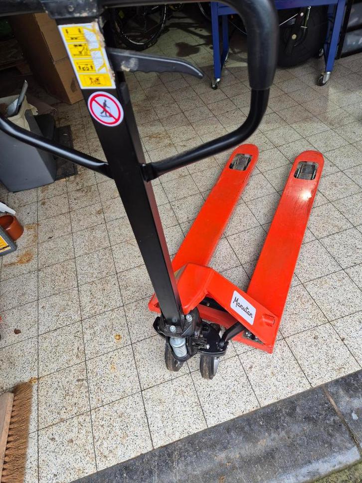 Transpalette 2 tonnes, Bricolage & Construction, Transpalettes, Comme neuf, Enlèvement